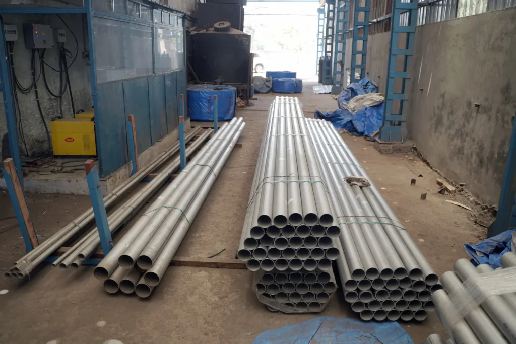 tainless Steel 304 Pipes